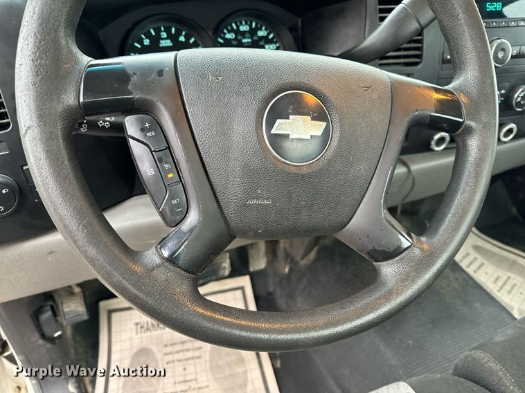 image for item NM9200 2008 Chevrolet Silverado 1500 pickup truck