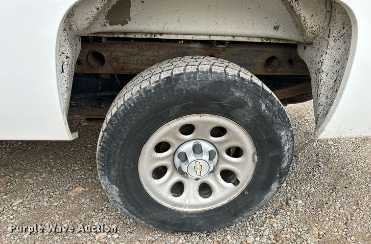 image for item NM9200 2008 Chevrolet Silverado 1500 pickup truck