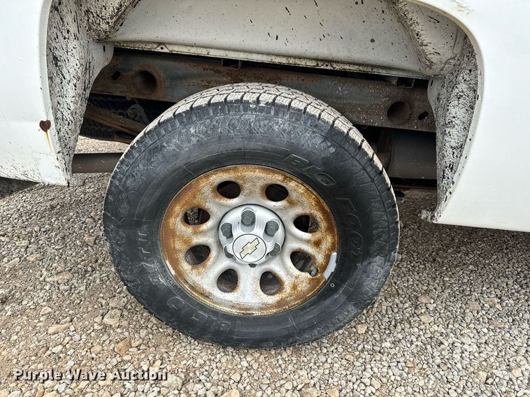 image for item NM9200 2008 Chevrolet Silverado 1500 pickup truck