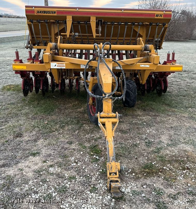 image for item NM9208 Haybuster 107C grain drill