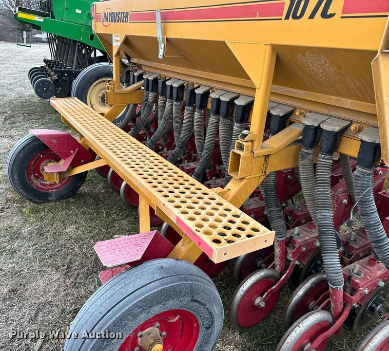 image for item NM9208 Haybuster 107C grain drill