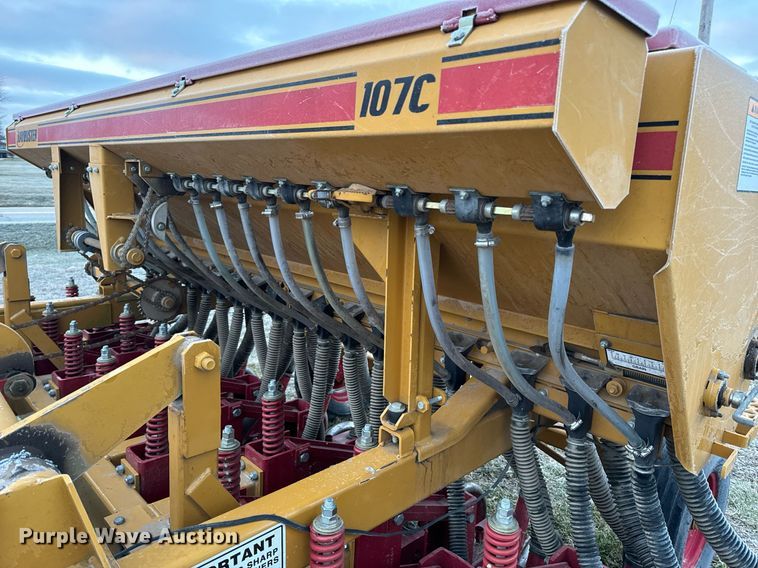 image for item NM9208 Haybuster 107C grain drill