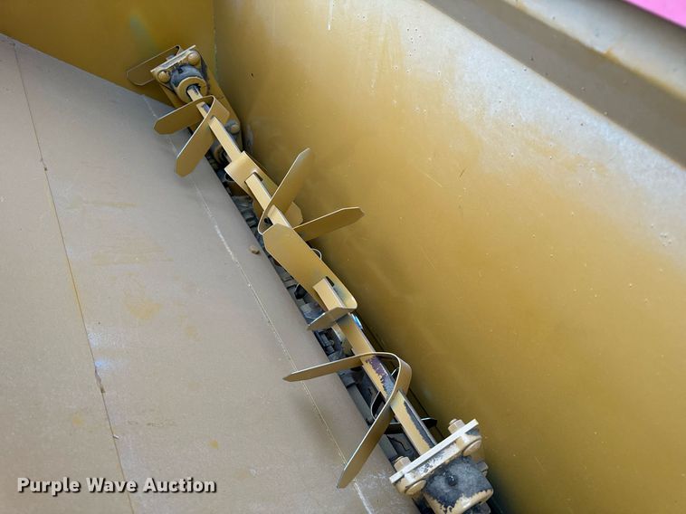 image for item NM9208 Haybuster 107C grain drill