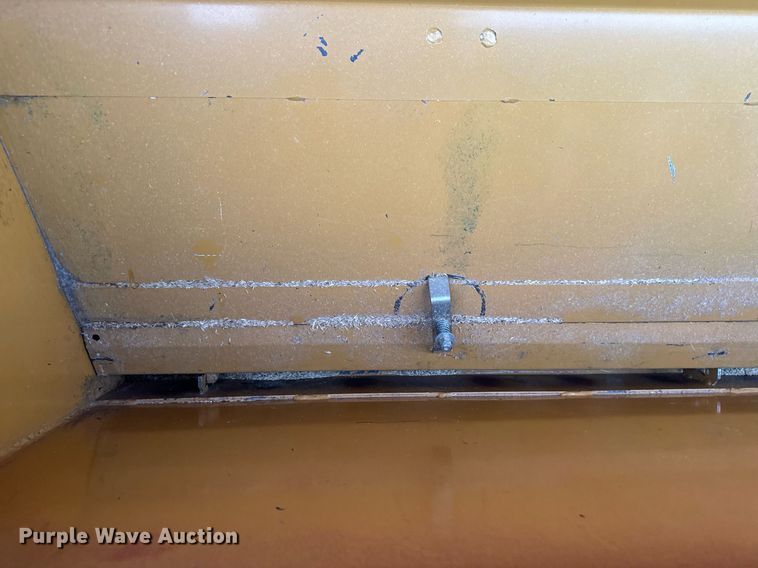 image for item NM9208 Haybuster 107C grain drill