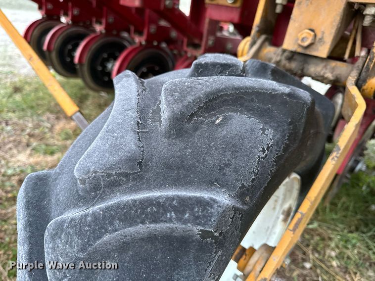 image for item NM9208 Haybuster 107C grain drill