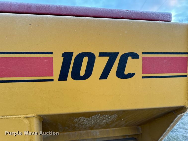 image for item NM9208 Haybuster 107C grain drill