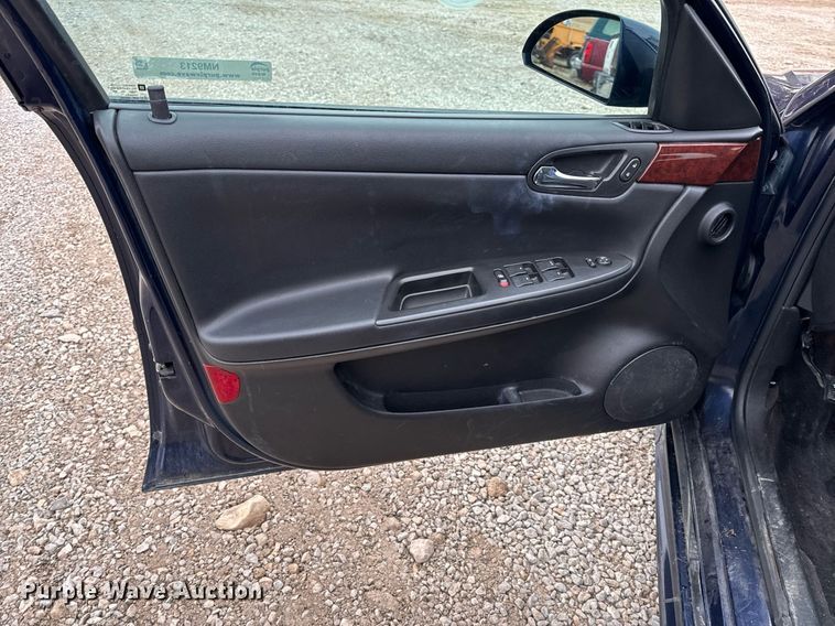 image for item NM9213 2009 Chevrolet Impala LS 