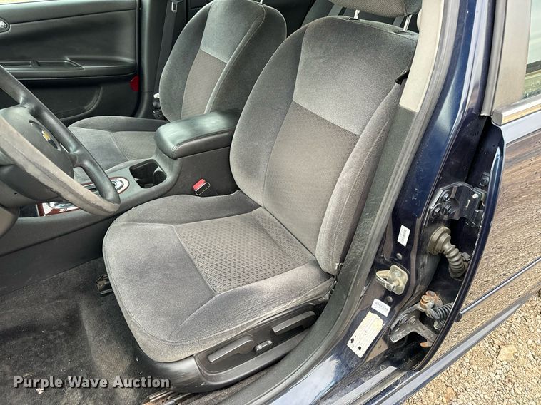 image for item NM9213 2009 Chevrolet Impala LS 