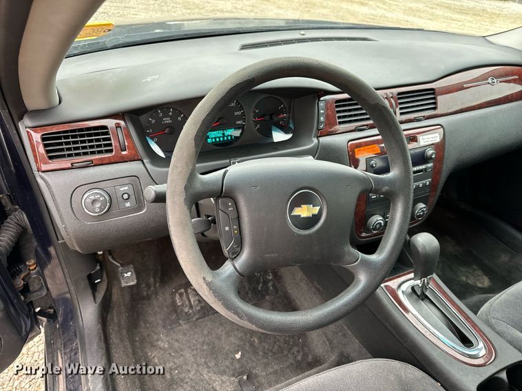 image for item NM9213 2009 Chevrolet Impala LS 