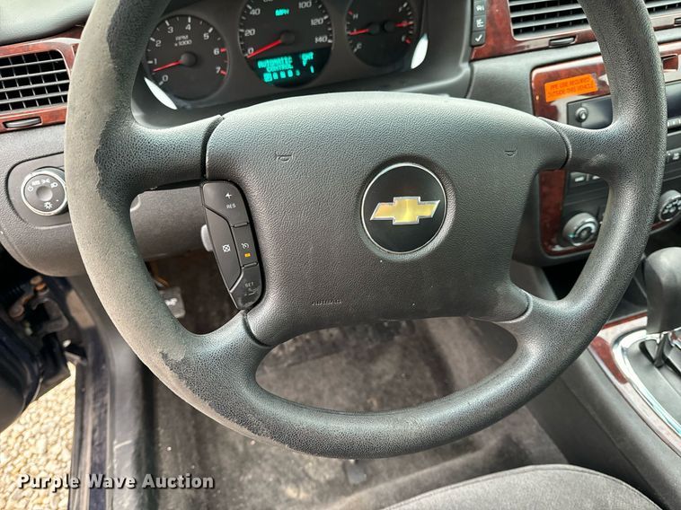 image for item NM9213 2009 Chevrolet Impala LS 