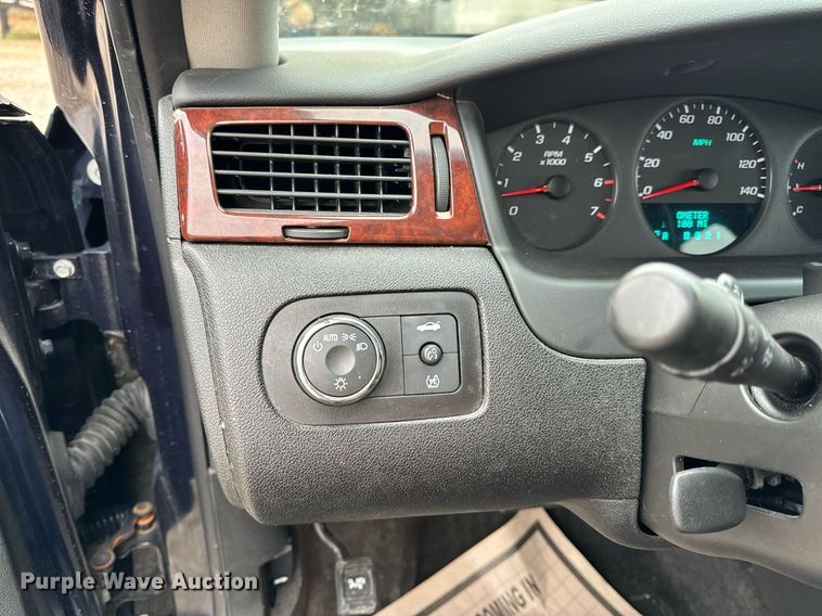 image for item NM9213 2009 Chevrolet Impala LS 