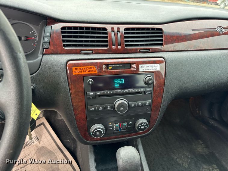 image for item NM9213 2009 Chevrolet Impala LS 