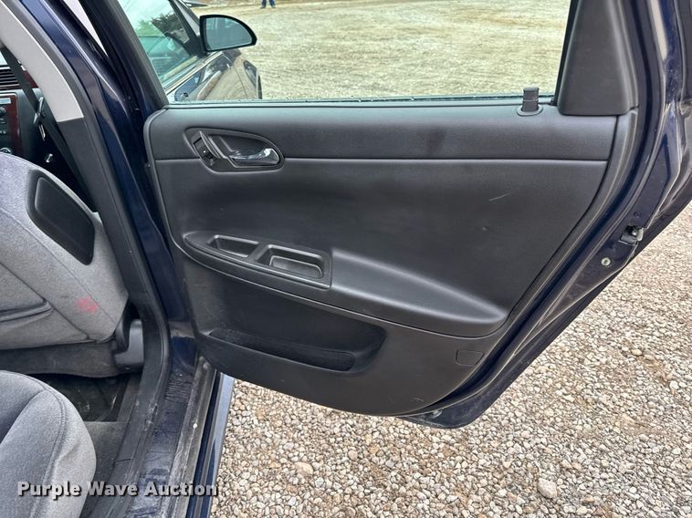 image for item NM9213 2009 Chevrolet Impala LS 