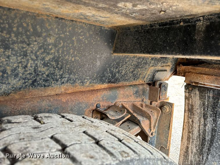 image for item NM9215 2006 International 7400 dump truck