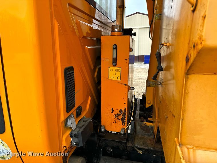 image for item NM9215 2006 International 7400 dump truck