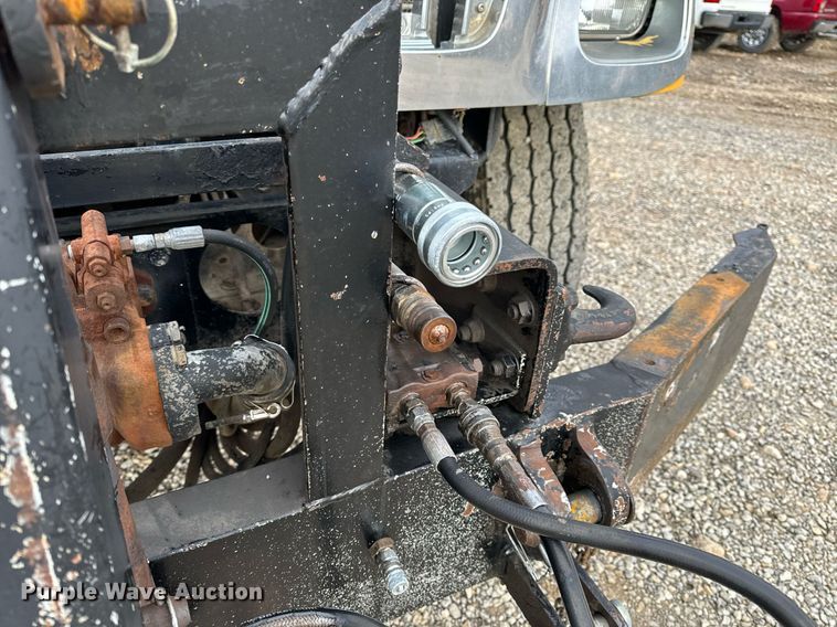 image for item NM9215 2006 International 7400 dump truck