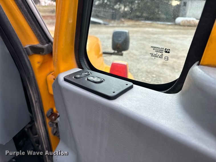 image for item NM9215 2006 International 7400 dump truck