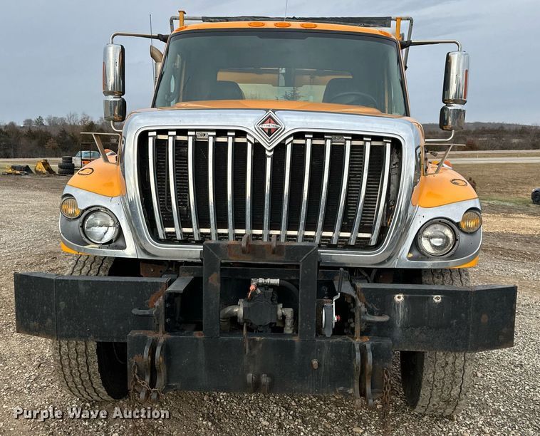 image for item NM9216 2011 International WorkStar 7400 dump truck