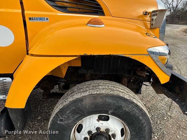 image for item NM9216 2011 International WorkStar 7400 dump truck