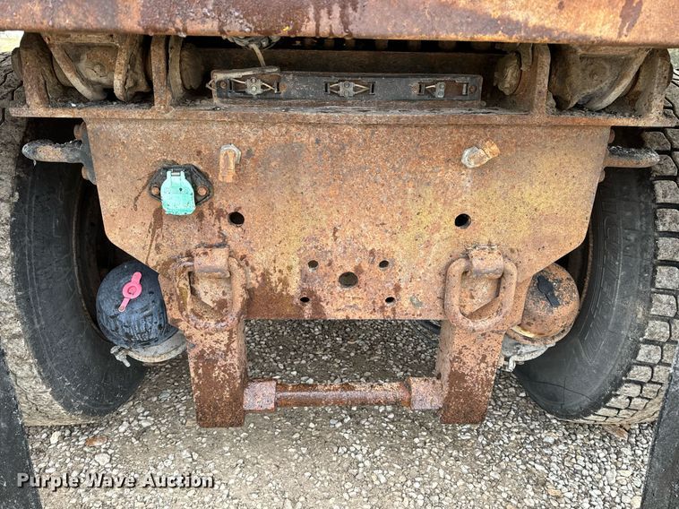 image for item NM9216 2011 International WorkStar 7400 dump truck