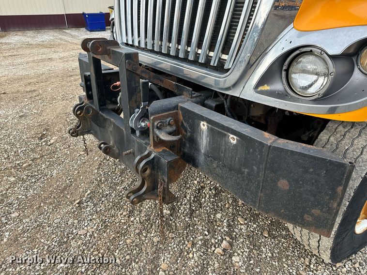 image for item NM9216 2011 International WorkStar 7400 dump truck