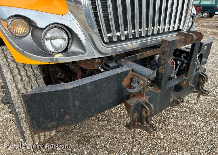 image for item NM9216 2011 International WorkStar 7400 dump truck