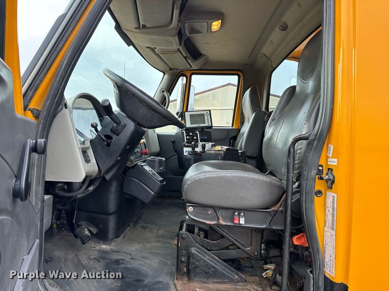 image for item NM9216 2011 International WorkStar 7400 dump truck