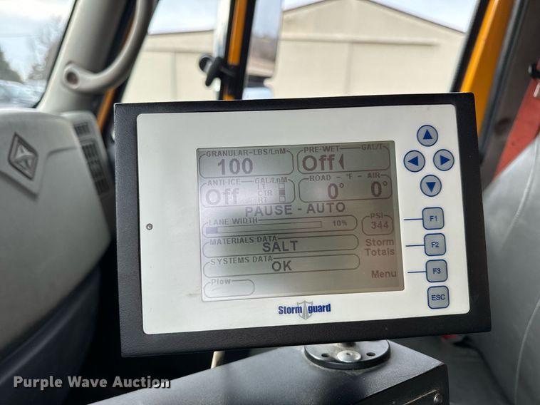 image for item NM9216 2011 International WorkStar 7400 dump truck