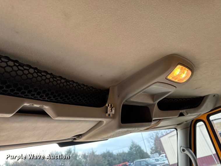 image for item NM9216 2011 International WorkStar 7400 dump truck