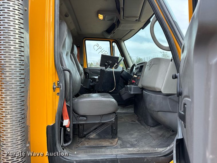 image for item NM9216 2011 International WorkStar 7400 dump truck