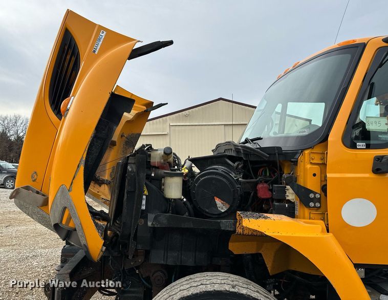 image for item NM9216 2011 International WorkStar 7400 dump truck