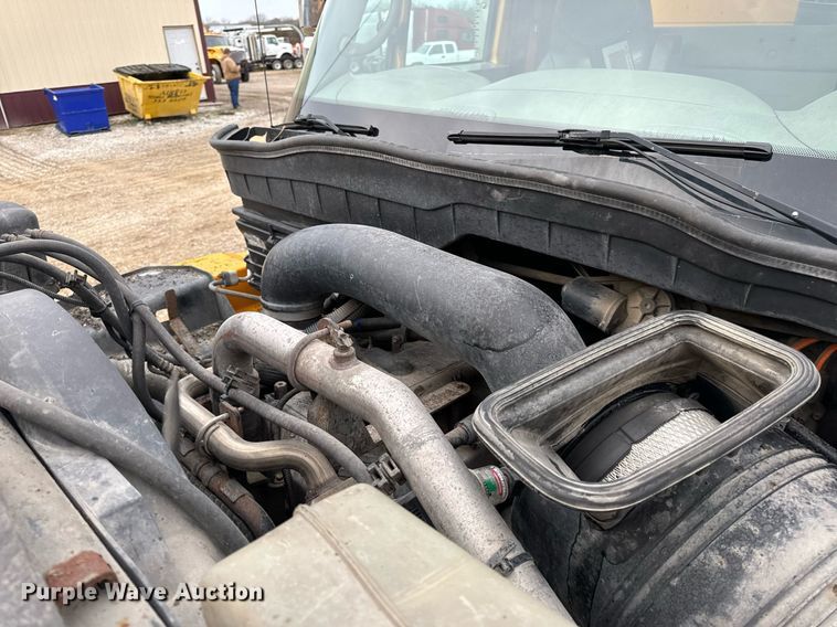 image for item NM9216 2011 International WorkStar 7400 dump truck