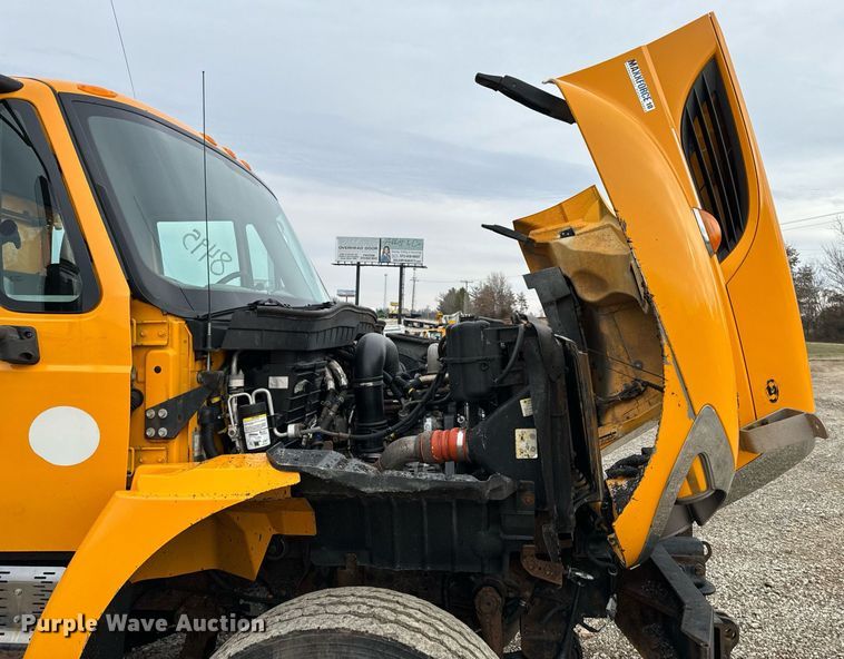 image for item NM9216 2011 International WorkStar 7400 dump truck