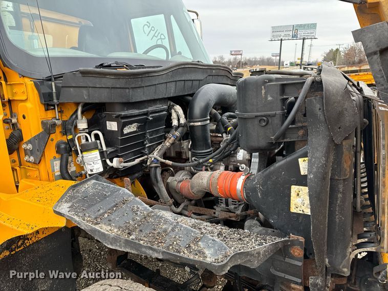 image for item NM9216 2011 International WorkStar 7400 dump truck