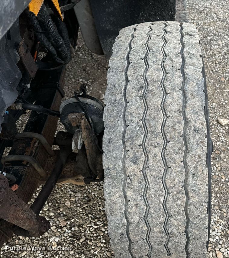 image for item NM9216 2011 International WorkStar 7400 dump truck