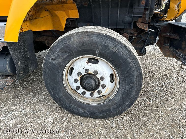 image for item NM9216 2011 International WorkStar 7400 dump truck