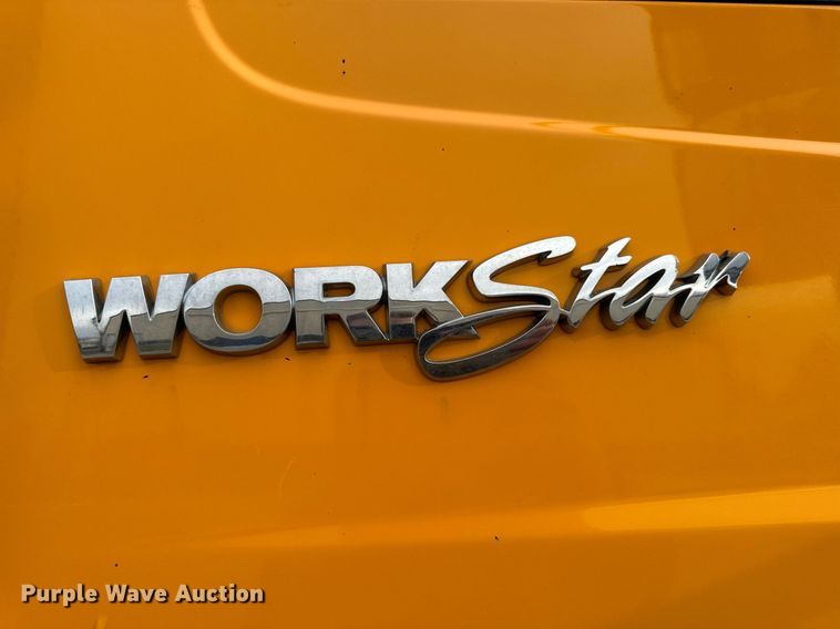 image for item NM9216 2011 International WorkStar 7400 dump truck