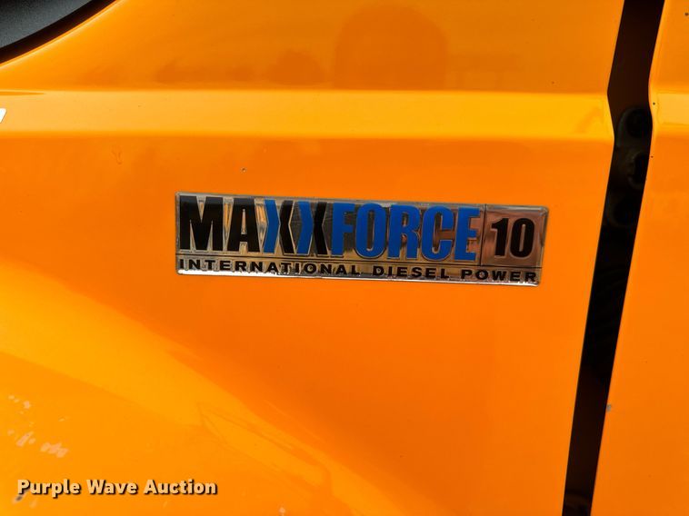 image for item NM9216 2011 International WorkStar 7400 dump truck