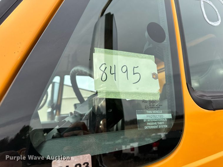 image for item NM9216 2011 International WorkStar 7400 dump truck