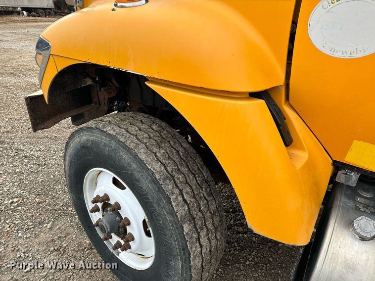 image for item NM9217 2010 International WorkStar 7500 dump truck