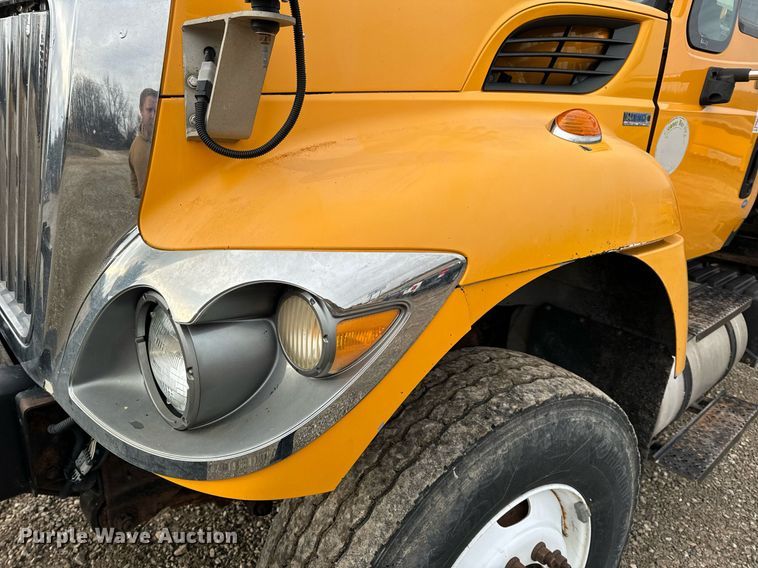 image for item NM9217 2010 International WorkStar 7500 dump truck