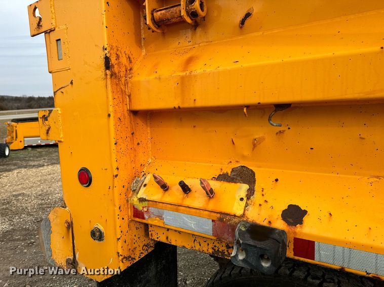 image for item NM9217 2010 International WorkStar 7500 dump truck