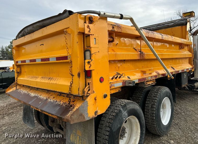 image for item NM9217 2010 International WorkStar 7500 dump truck