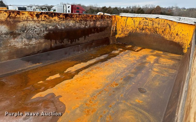 image for item NM9217 2010 International WorkStar 7500 dump truck