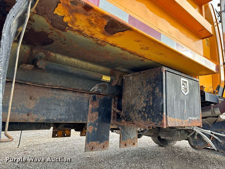 image for item NM9217 2010 International WorkStar 7500 dump truck