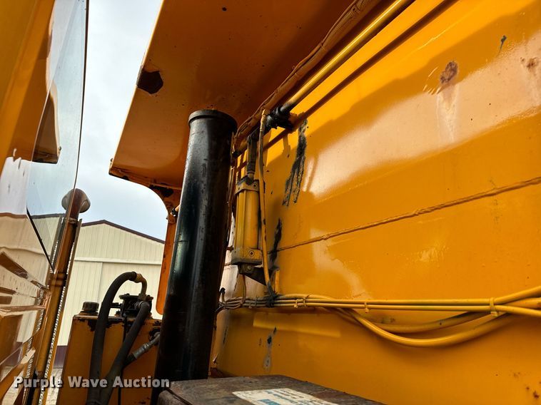 image for item NM9217 2010 International WorkStar 7500 dump truck