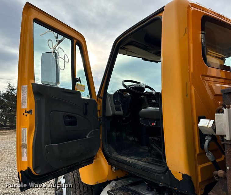 image for item NM9217 2010 International WorkStar 7500 dump truck