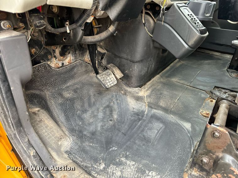 image for item NM9217 2010 International WorkStar 7500 dump truck