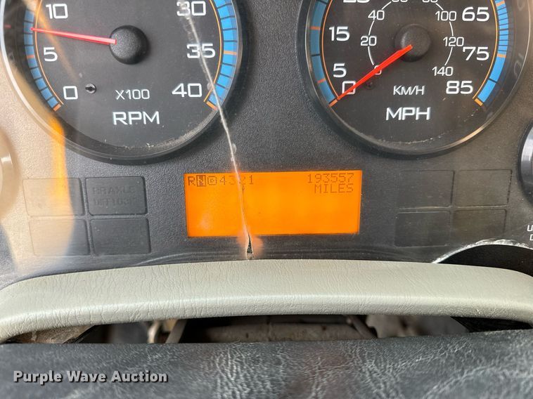 image for item NM9217 2010 International WorkStar 7500 dump truck