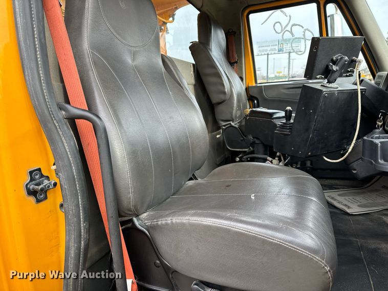 image for item NM9217 2010 International WorkStar 7500 dump truck